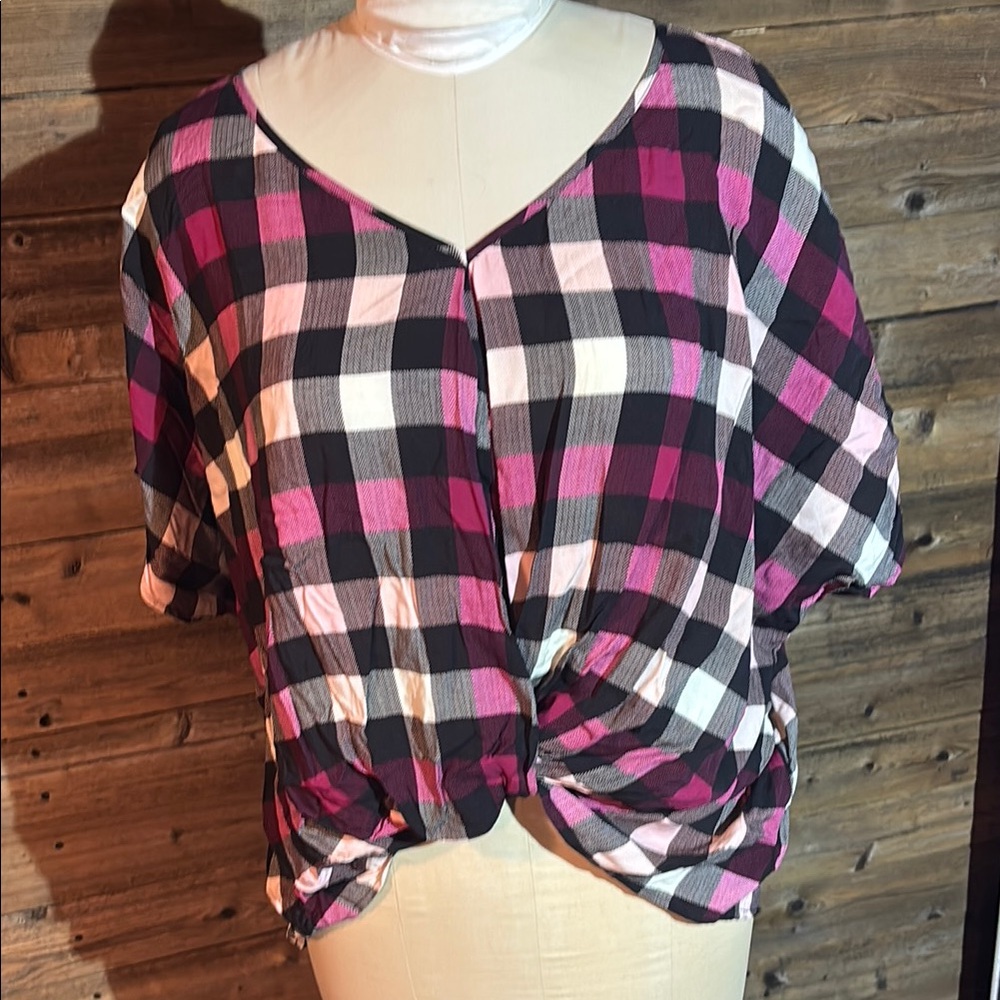 Eyeshadow Pink and Black Tie Front Blouse
